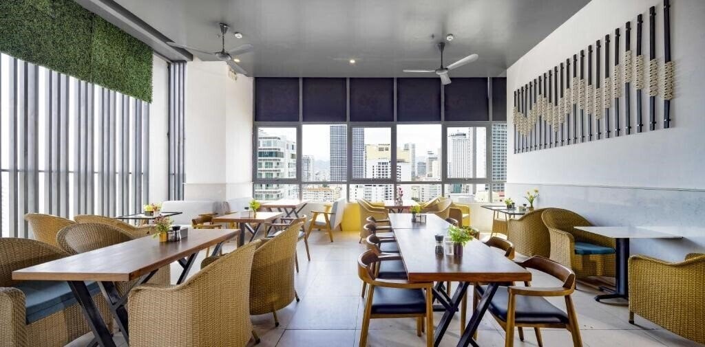 Изображение Atlantic Nha Trang Hotel 4*