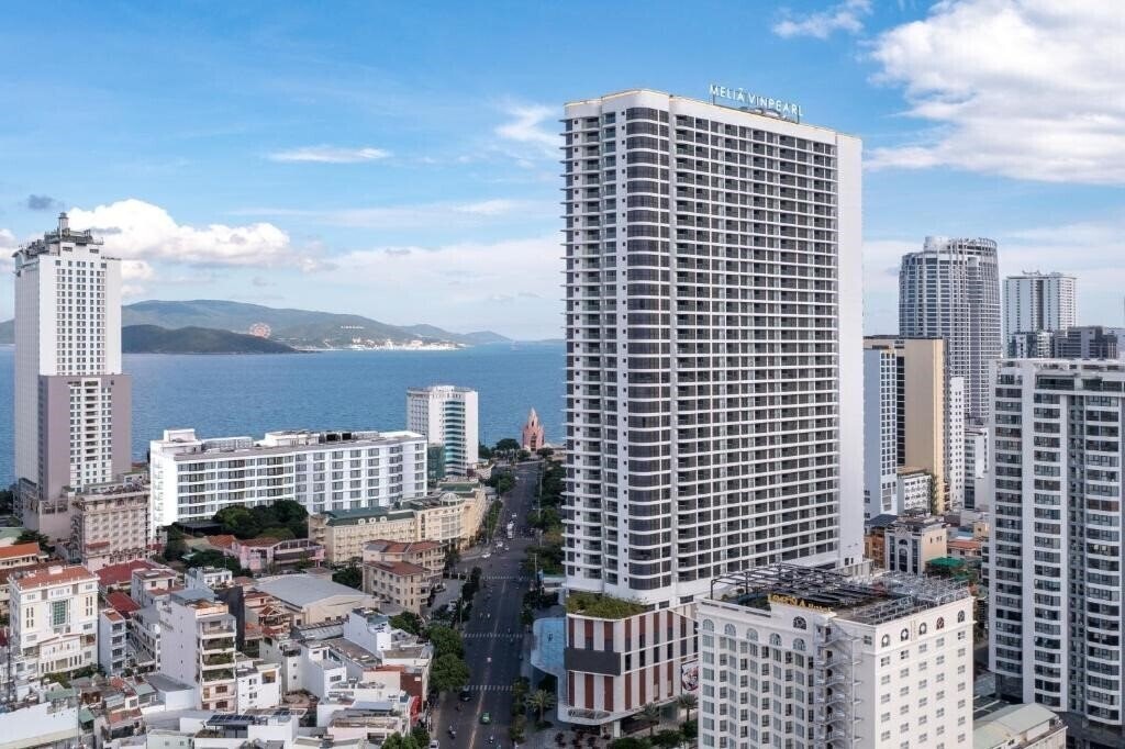 Отель Melia Vinpearl Nha Trang Empire 5*