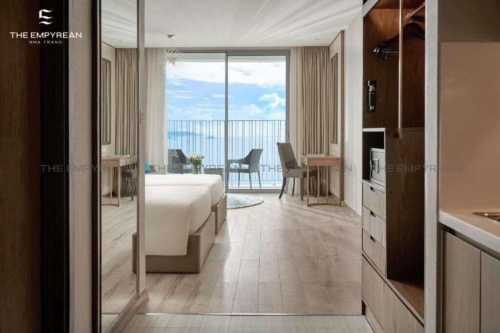Картинка The Empyrean Nha Trang Hotel 5*