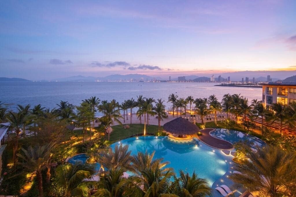 Готель Boma Resort Nha Trang 5*