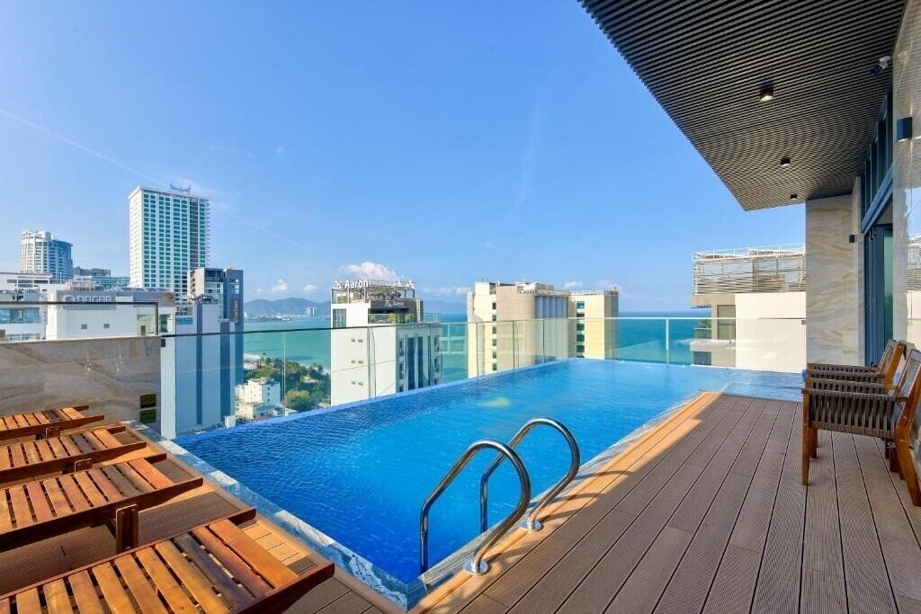 Готель Maris Hotel Nha Trang 3*