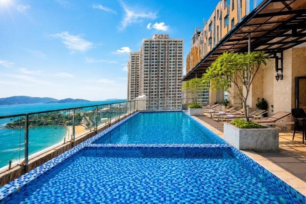 Готель Hon Chong Retreat Hotel 4*