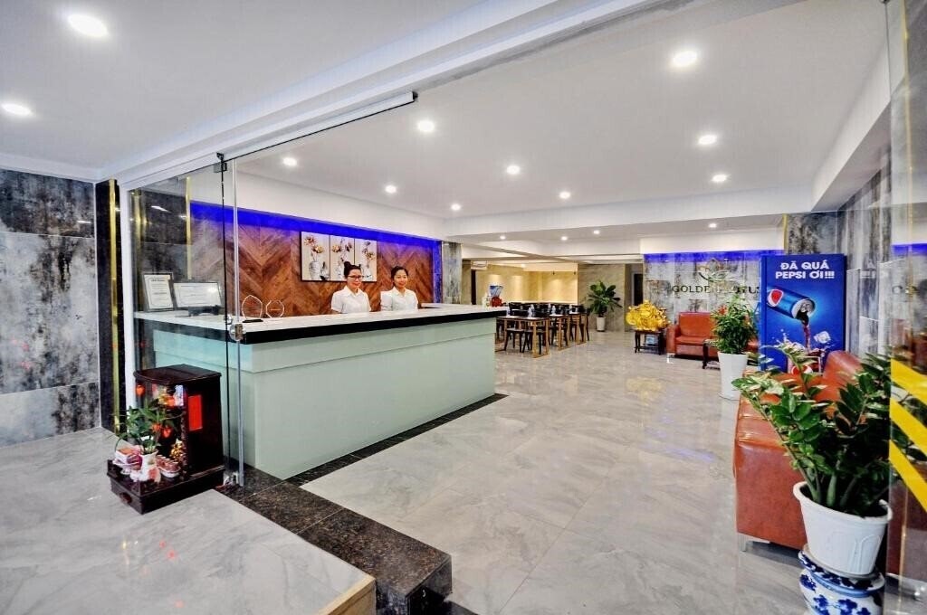 Готель Golden Lotus 3*