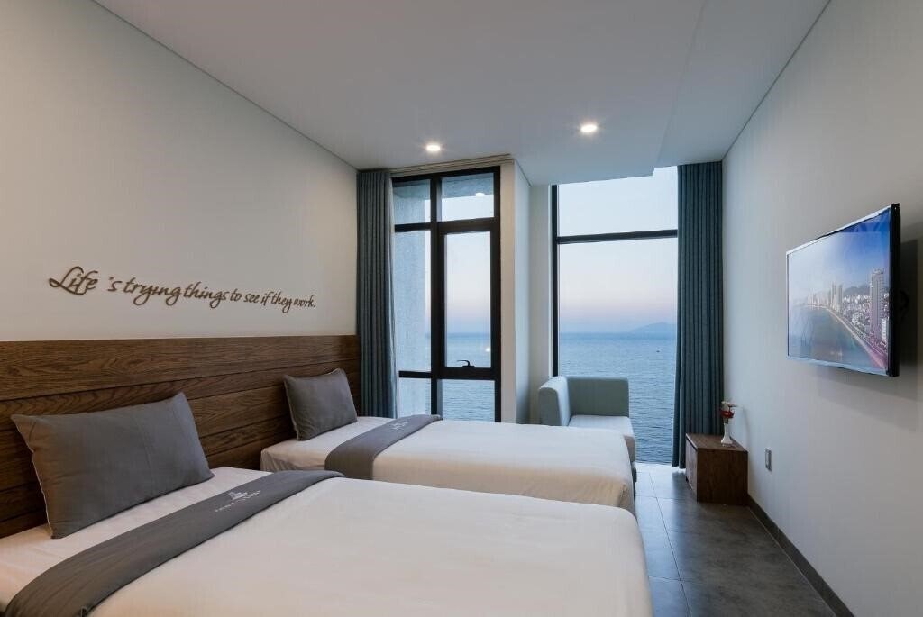Готель Joy Trip 4*
