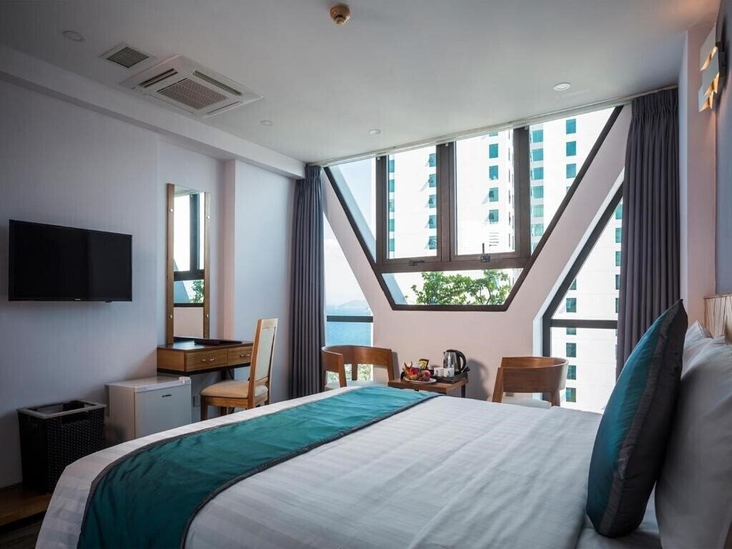 Фото Venue Hotel Nha Trang 4*