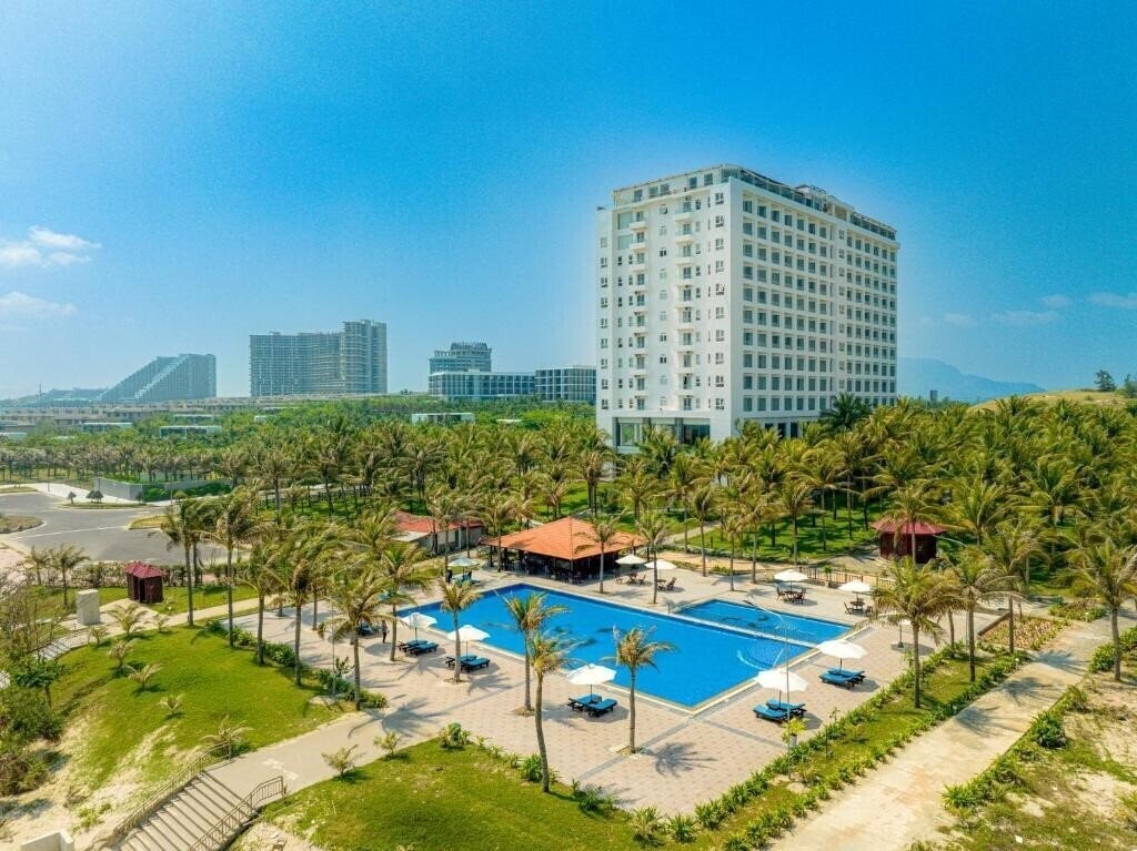 Фотографія Ocean Waves Resort Cam Ranh 5*