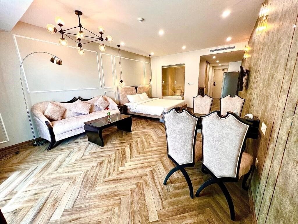 Готель Gold Coast Nha Trang 3*