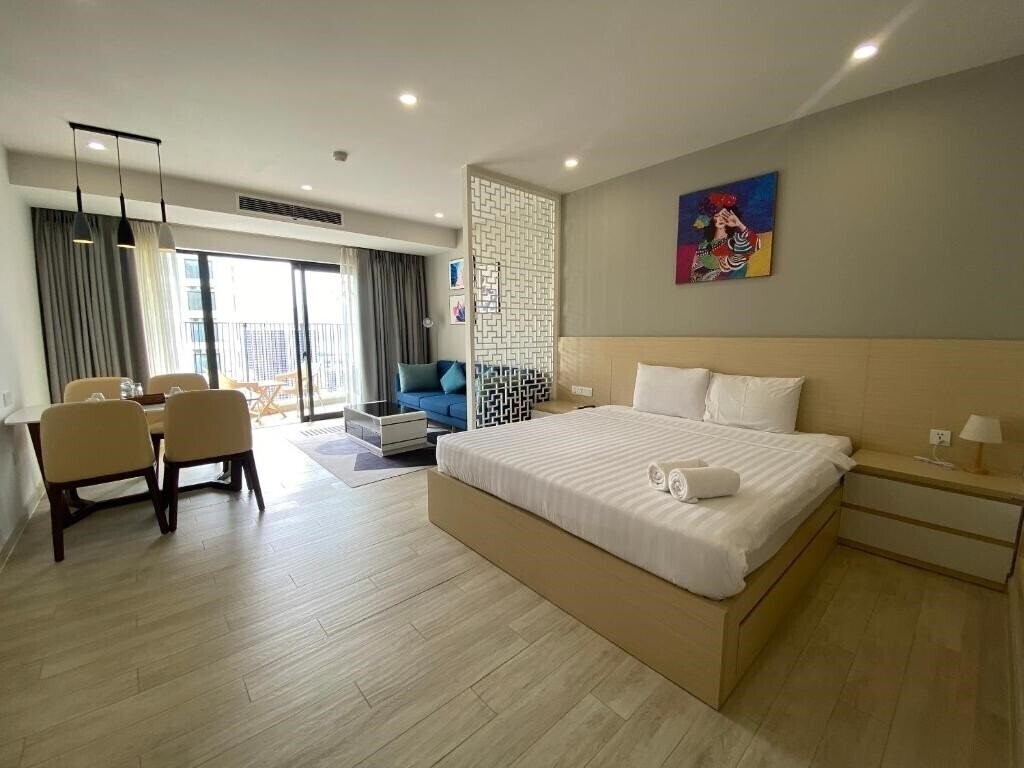 Фото Gold Coast Nha Trang (ex. Gold Coast Luxury Apartment Nha Trang) 3*