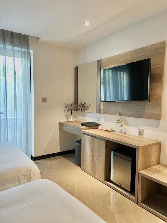 Фотографія La Sera Suites Apartment (ex. La Sera Suites An Vien) 3*