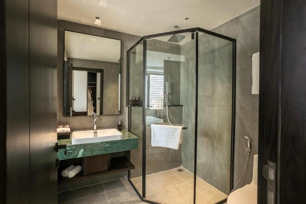 Фотографія Iconique Hotel 3*