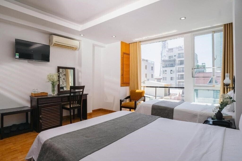 Готель Ola Hotel Nha Trang 3*