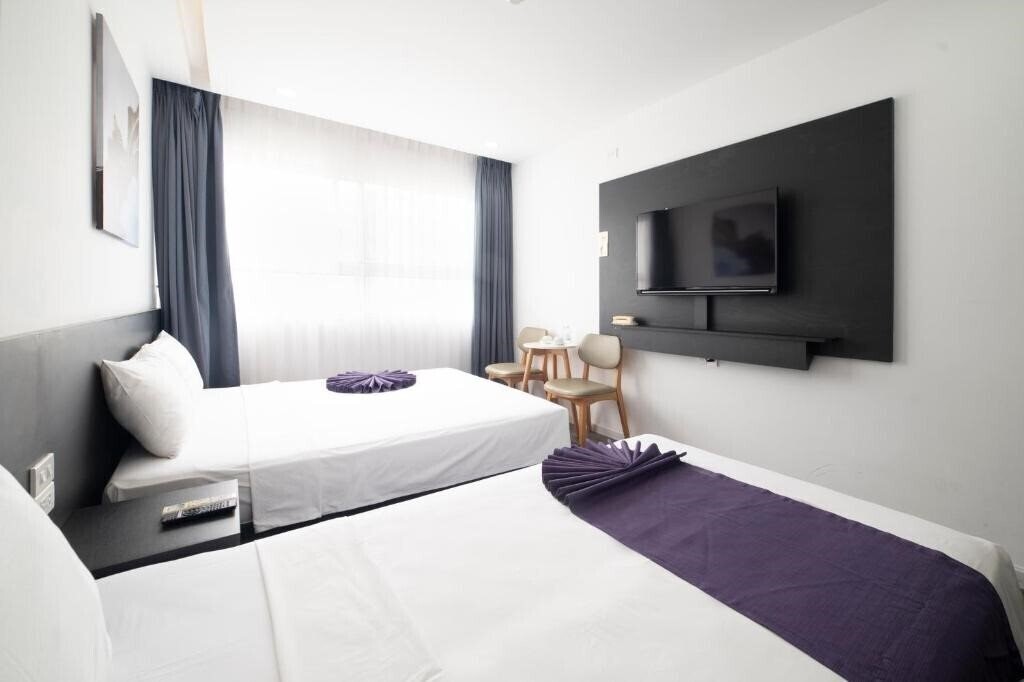 Картинка Dolphin Hotel Nha Trang 2*