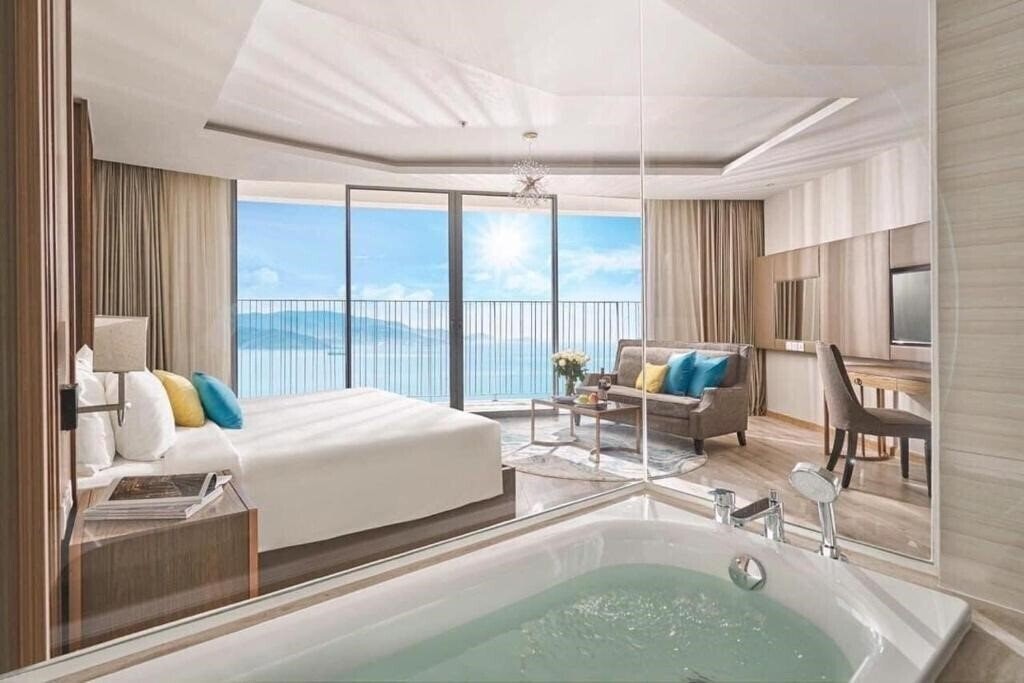 Готель Panorama Nha Trang Central Condotel 5*