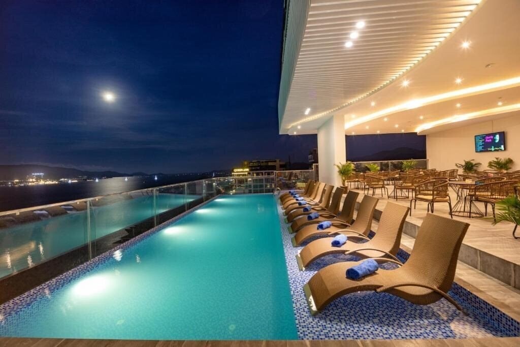 Фото Majestic Nha Trang 3*