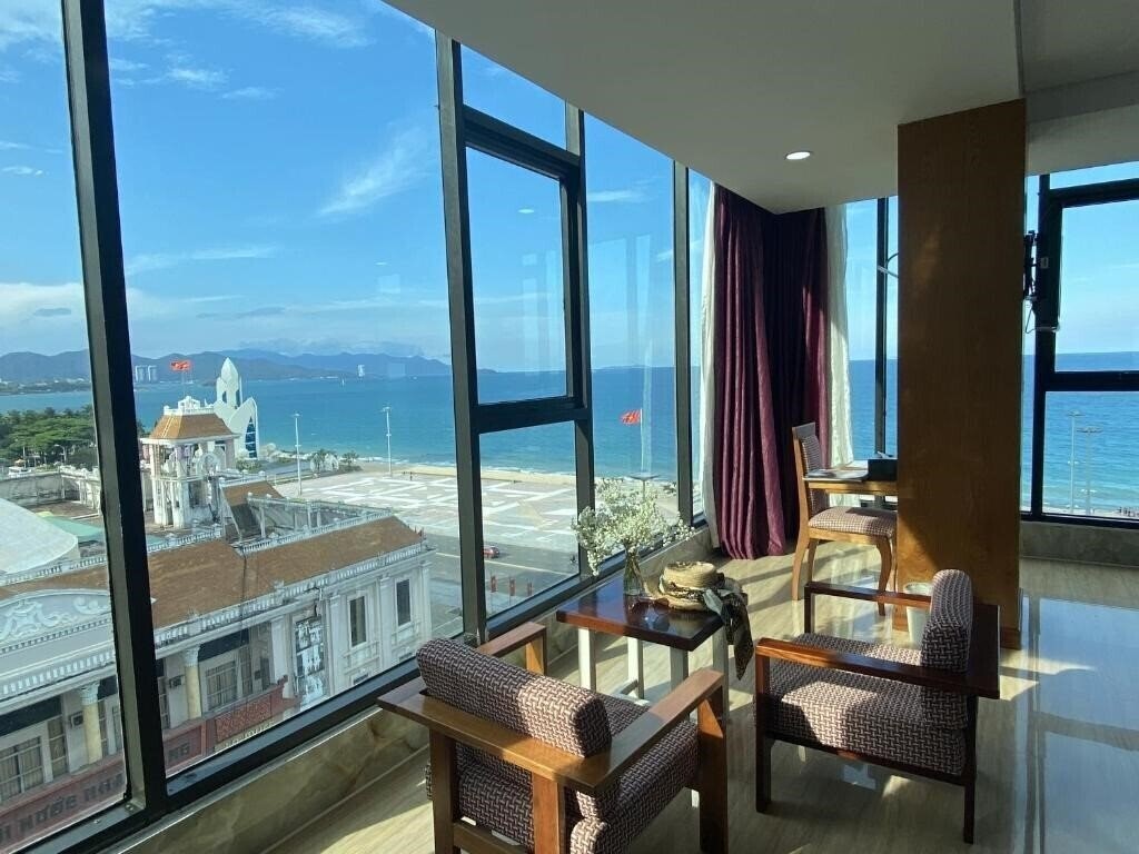 Картинка Happy Light Central Nha Trang 4*