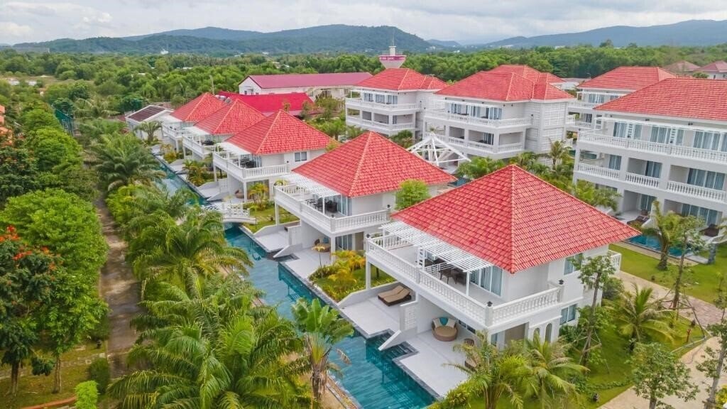 Фото Mercury Phu Quoc Resort & Villas 4*