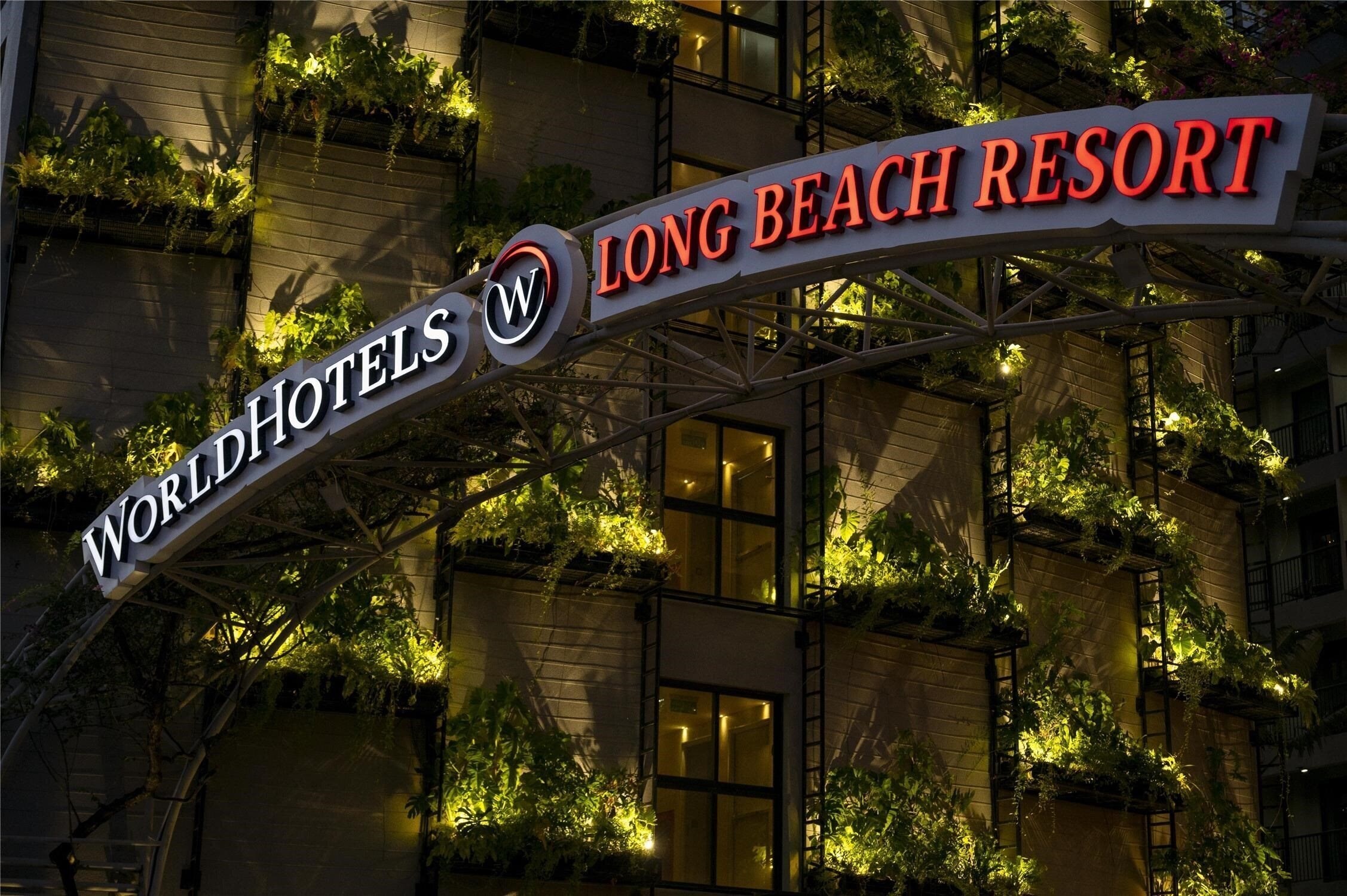 Фотографія WorldHotels Long Beach Resort Phu Quoc (ex. Long Beach Resort Phu Quoc) 4*
