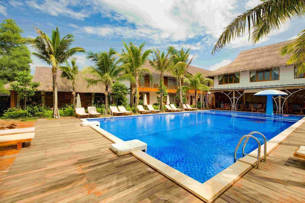Готель Phu Quoc Dragon Resort & Spa 3*