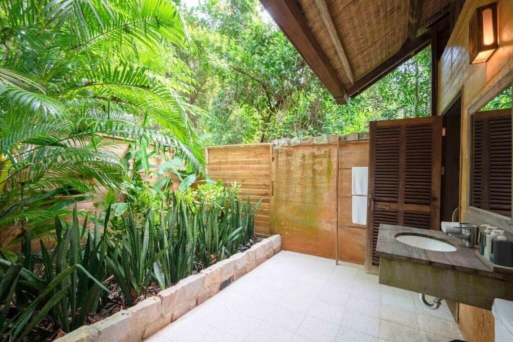 Фото Mango Bay Resort 3*