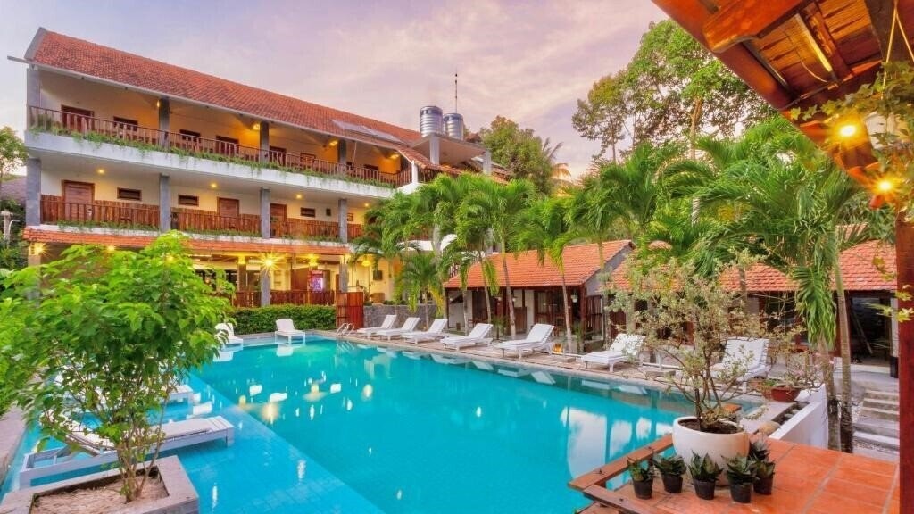 Готель Bauhinia Resort 3*