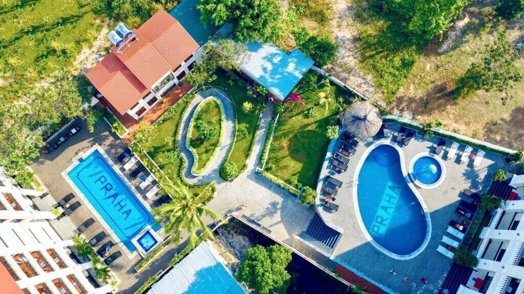 Готель Praha Hotel 3*
