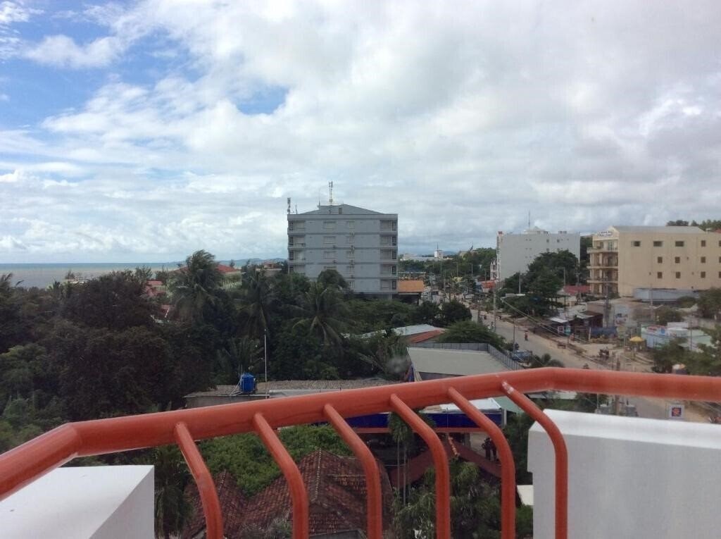 Отель Sailing Hotel 2*
