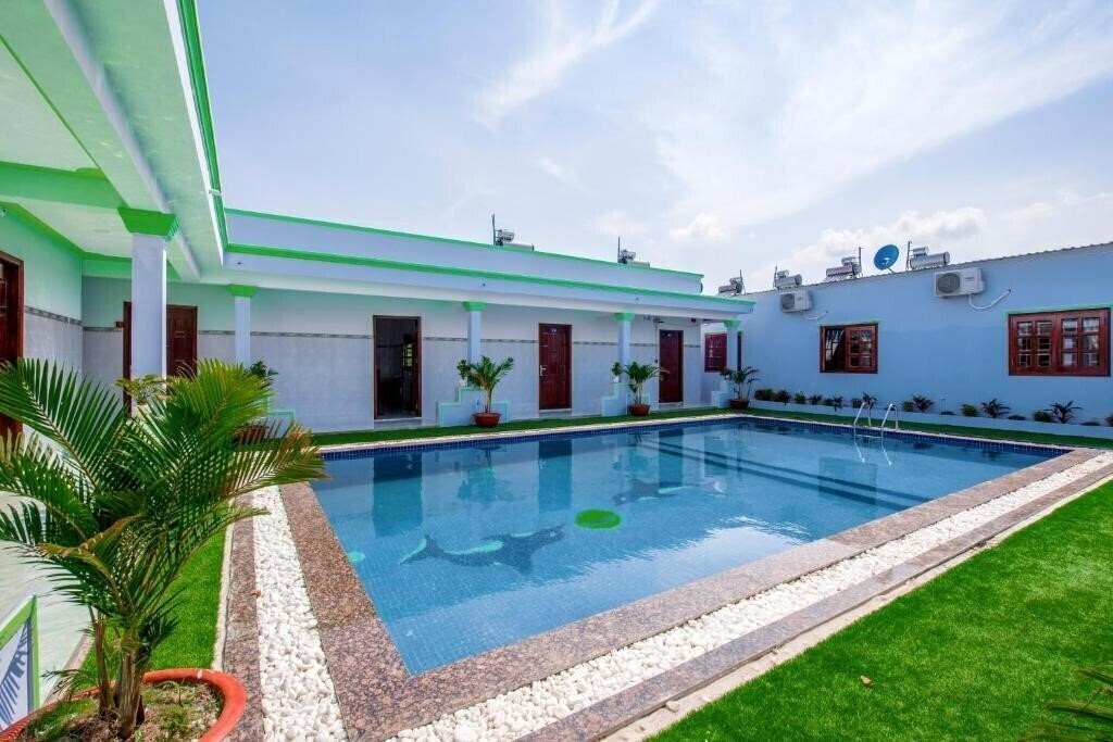 Фотографія Nguyen Toan Hotel 2*
