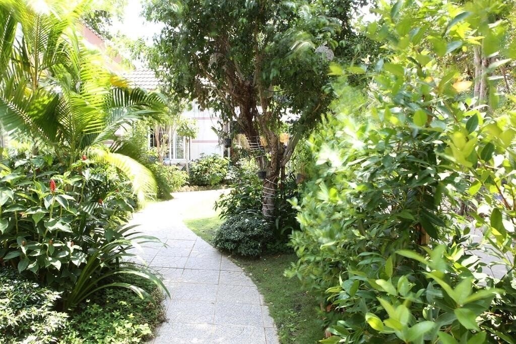 Готель Huynh Gia Bungalow 2*