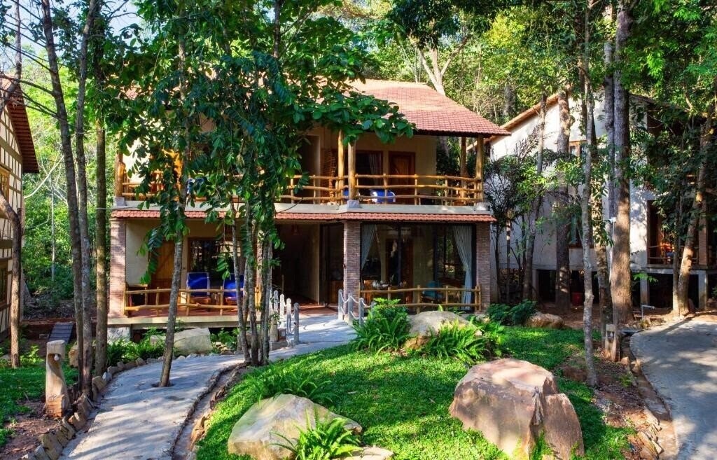 Фото Phu Quoc Valley Resort 3*