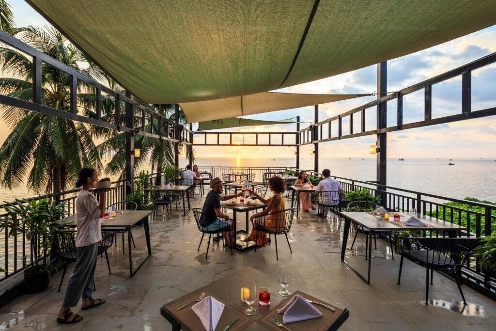 Фотографія M Hotel Phu Quoc 3*