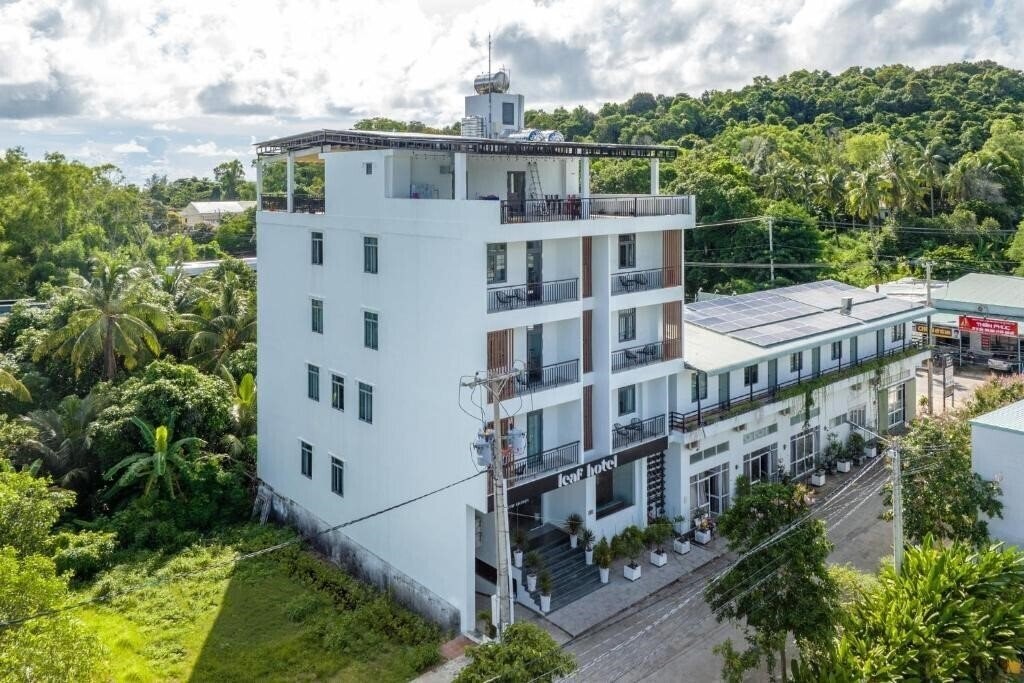 Фото Leaf Hotel 3*