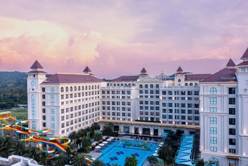 Зображення Wyndham Garden Grandworld Phu Quoc 4*