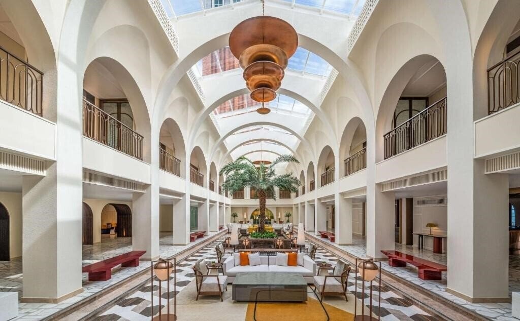 Готель La Festa Phu Quoc, Curio Collection By Hilton 5*