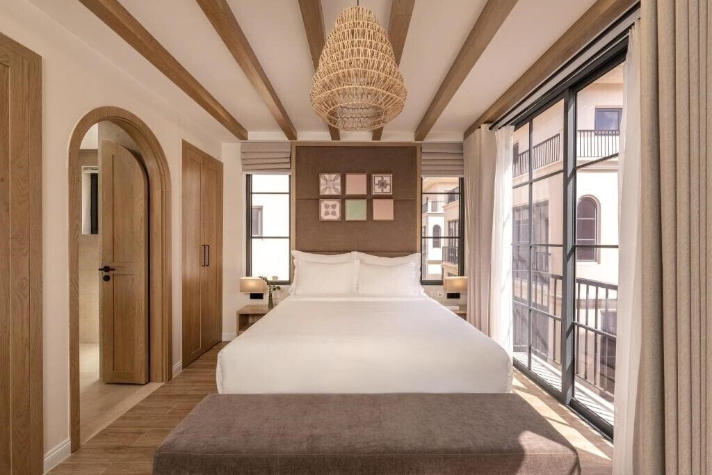 Фото The Residence Resort & Villas 3*