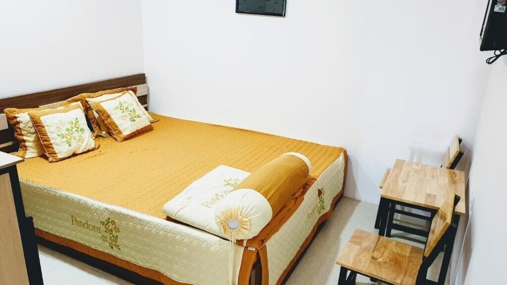 Отель B Stay Hotel 3*