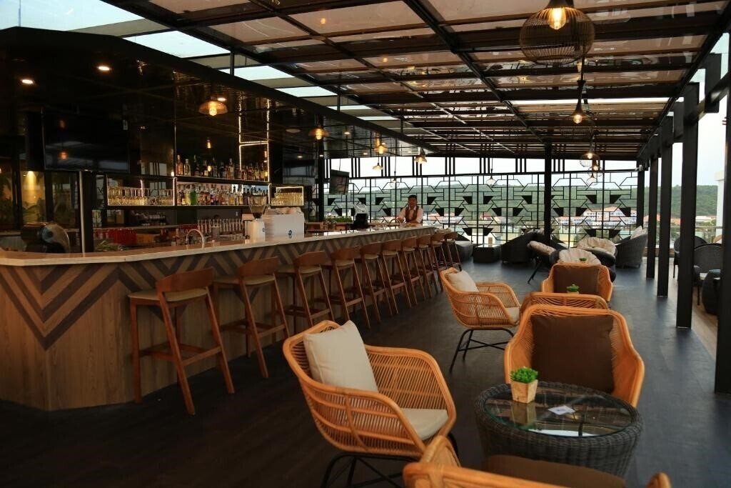 Изображение Phung Hung Boutique Hotel 3*