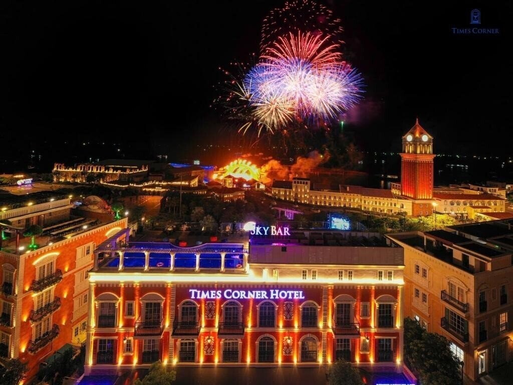 Готель Times Corner Amalfi Hotel 4*