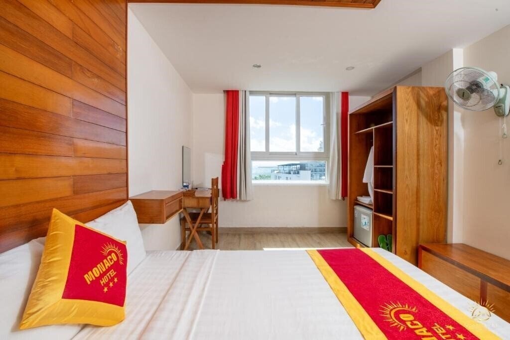 Отель Monaco Hotel Phu Quoc 3*