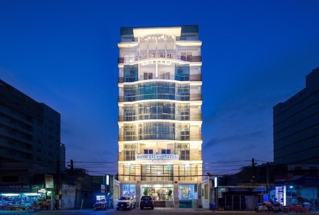 Отель Romeliess Hotel 3*