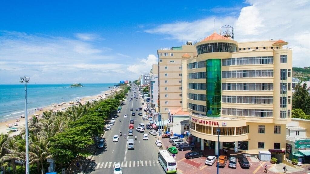 Готель Thuy Van Hotel 2*
