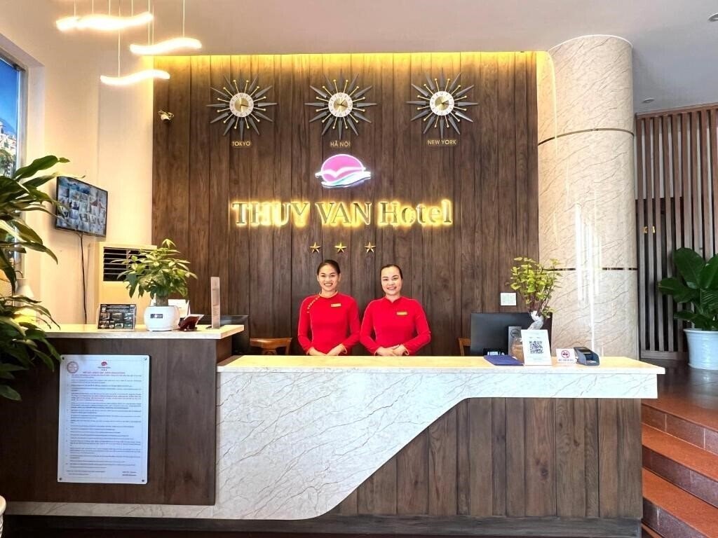 Фотографія Thuy Van Hotel 2*