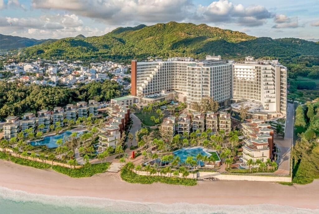 Отель Vienna House by Wyndham Charm Long Hai Vung Tau 4*