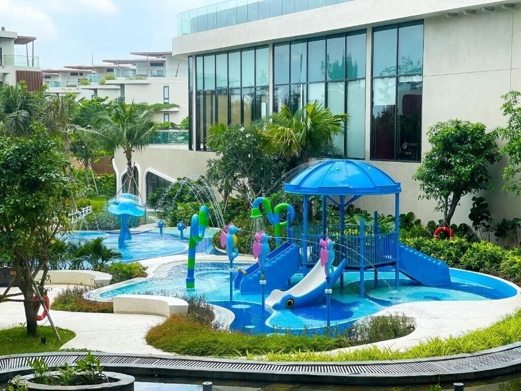 Фото Vienna House by Wyndham Charm Long Hai Vung Tau 4*