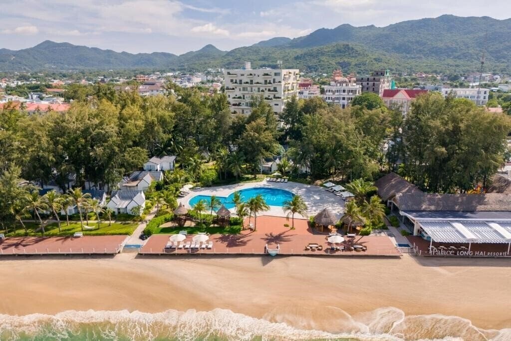 Фото Palace Long Hai Resort Vung Tau 4*