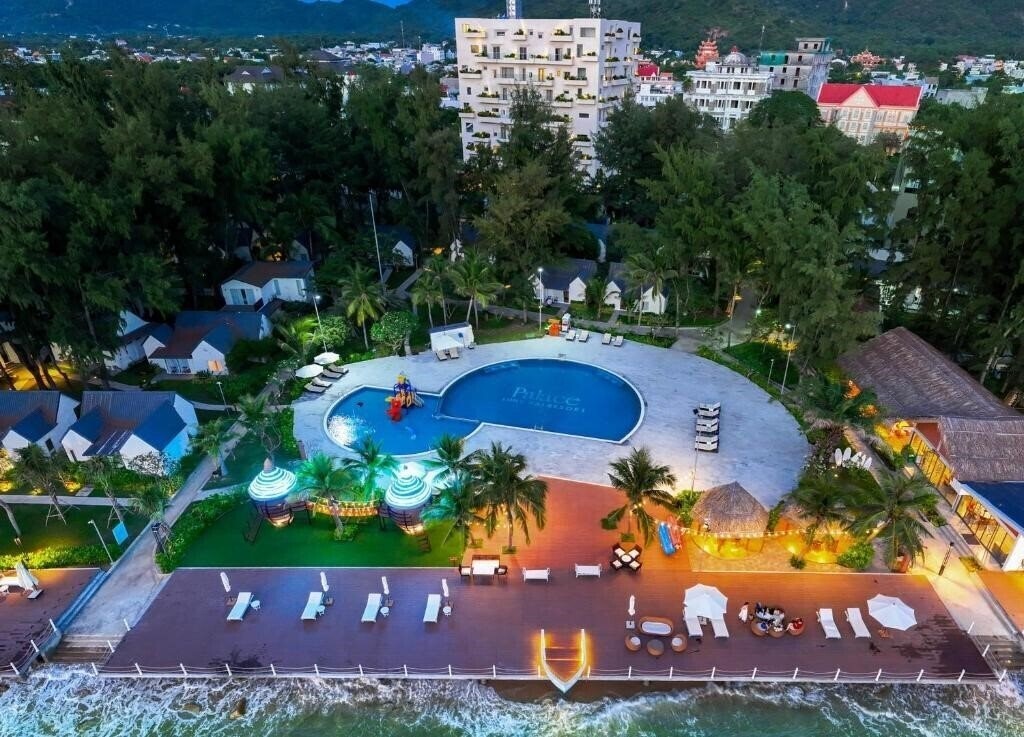 Картинка Palace Long Hai Resort Vung Tau 4*