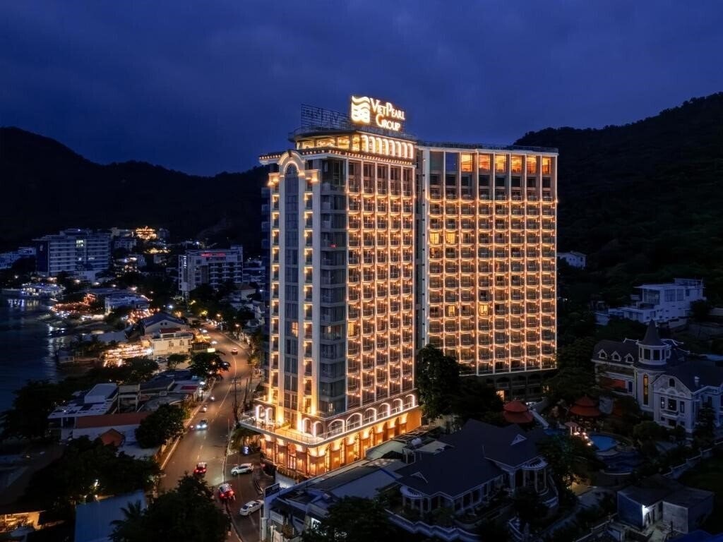 Фотографія Oyster Bay Hotel Vung Tau 4*