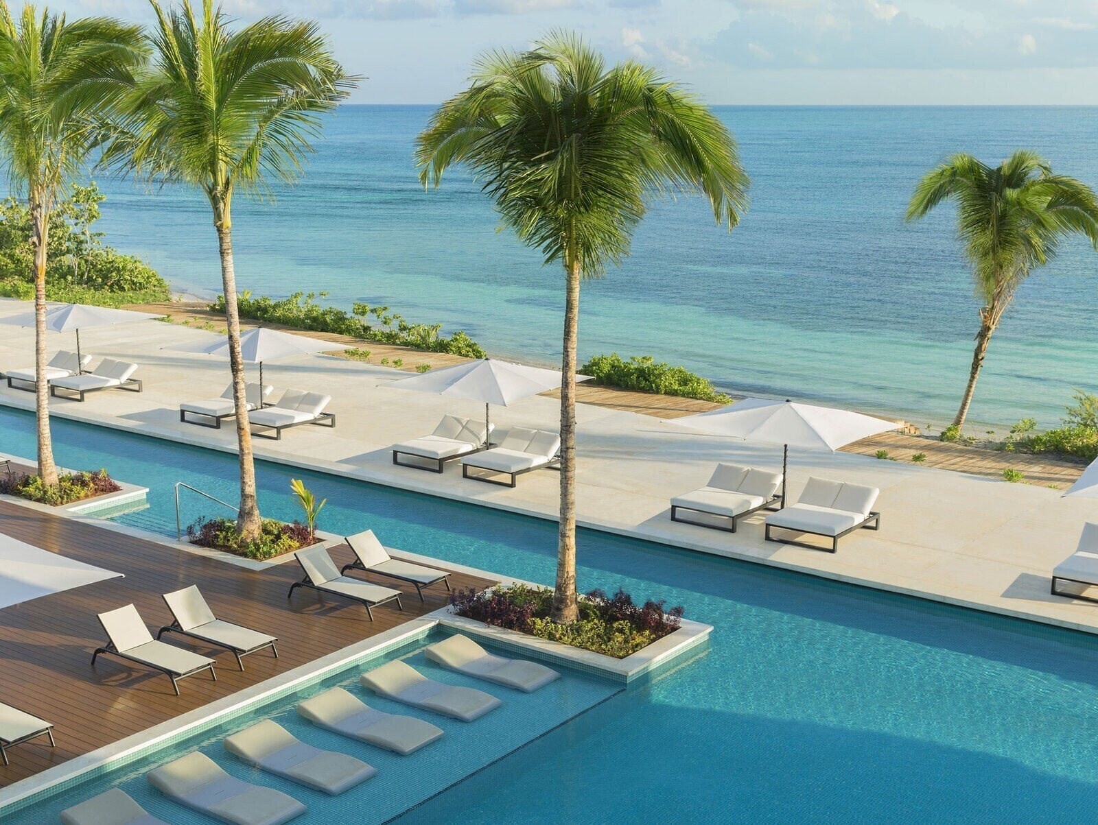 Фото Excellence Oyster Bay 5*