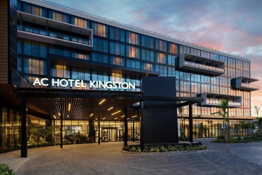 Готель Ac Hotel Kingston 4*