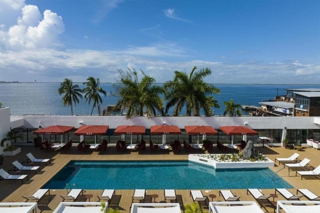 Фото Rok Hotel Kingston Tapestry Collection By Hilton 4*