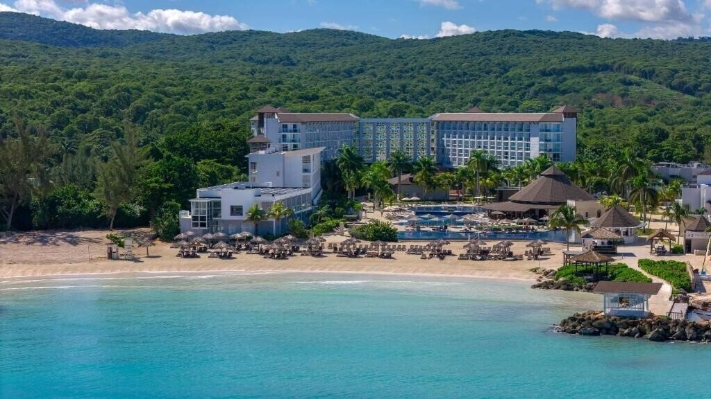 Фото Royalton Hideaway Blue Waters, An Autograph Collection All Inclusive Resort Adults Only 5*